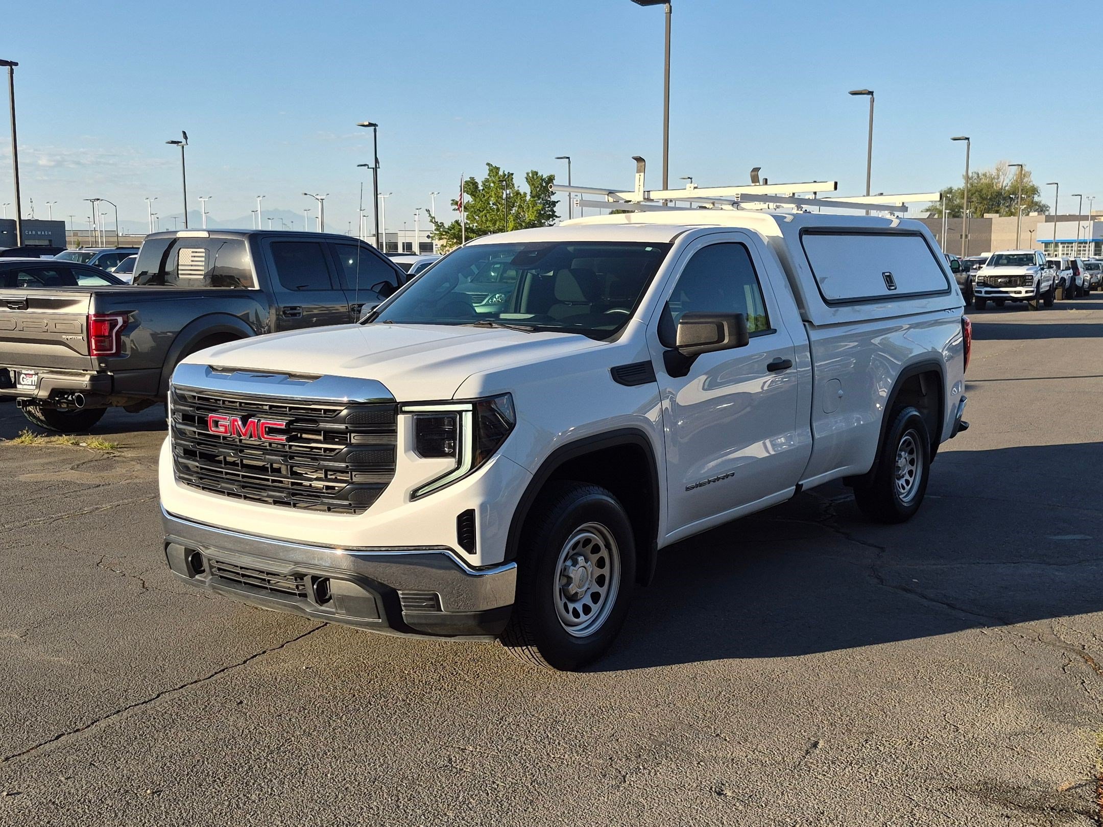 Used 2022 Summit White GMC Pro image 8