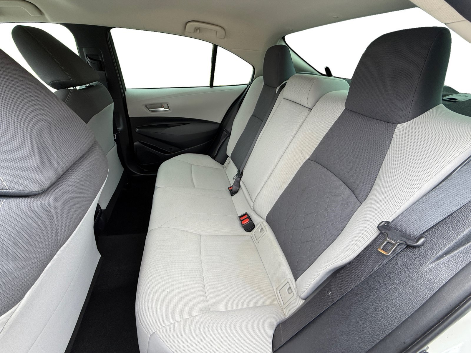 Used 2020 Blizzard Pearl Toyota LE image 16