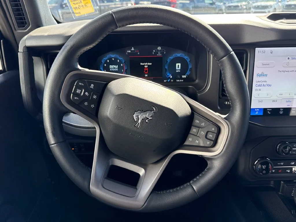New 2026 Velocity Blue Metallic Ford Badlands® image 31
