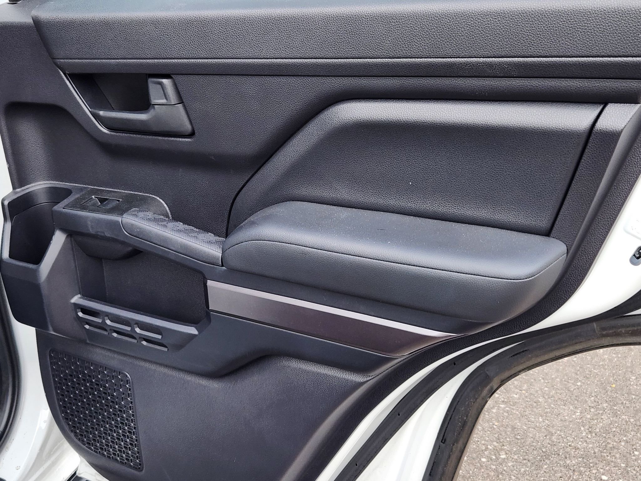 Used 2025 Ice Cap Toyota SR5 image 37