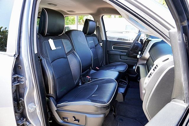 Used 2024 Silver Ram Laramie image 13