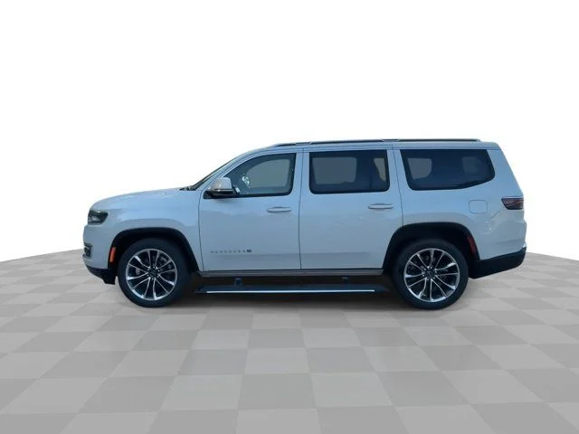 Used 2022 White Jeep Series III image 5