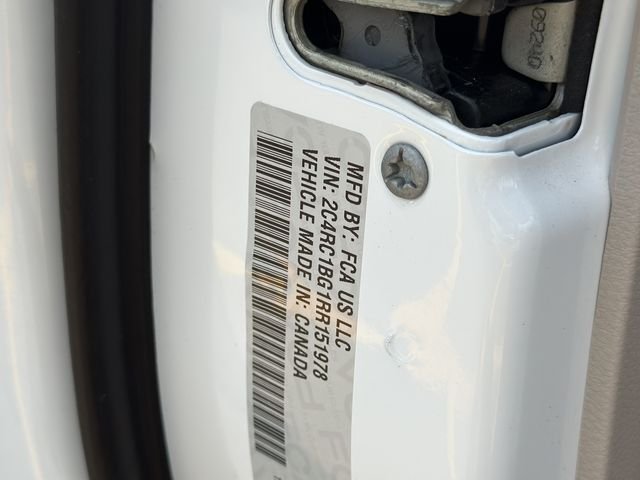 Used 2024 White Chrysler Touring L image 20
