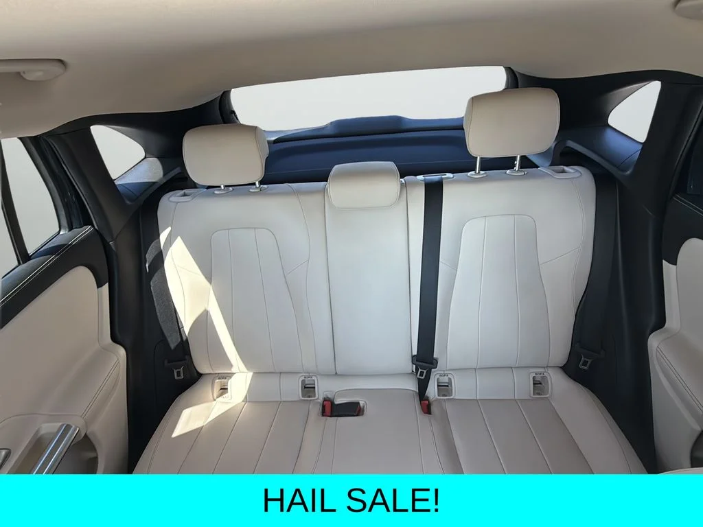 Used 2022 Blue Mercedes-Benz GLA 250 image 27