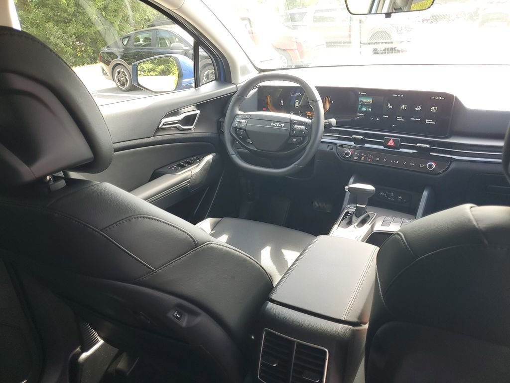 2026 Kia Sportage EX - Photo 17