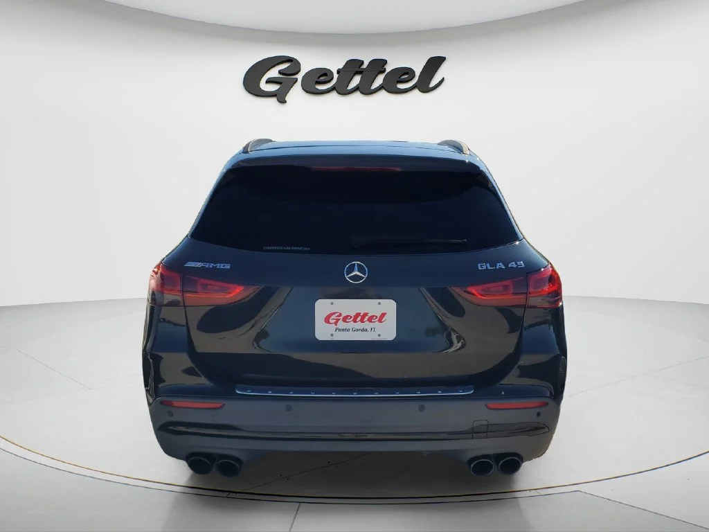 Used 2022 Black Mercedes-Benz 4MATIC® image 4
