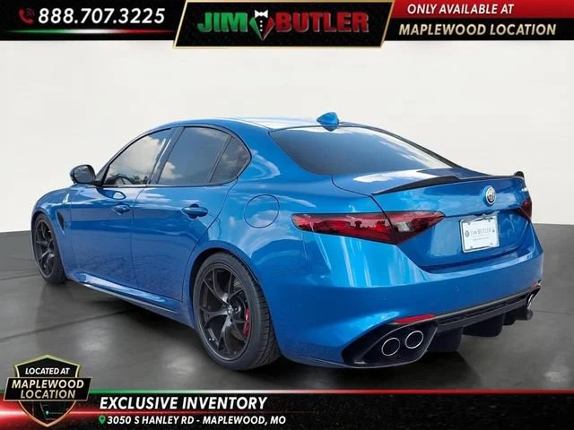 Used 2018  Alfa Romeo  image 2