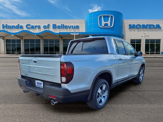 New 2026 Solar Silver Metallic Honda RTL AWD image 8