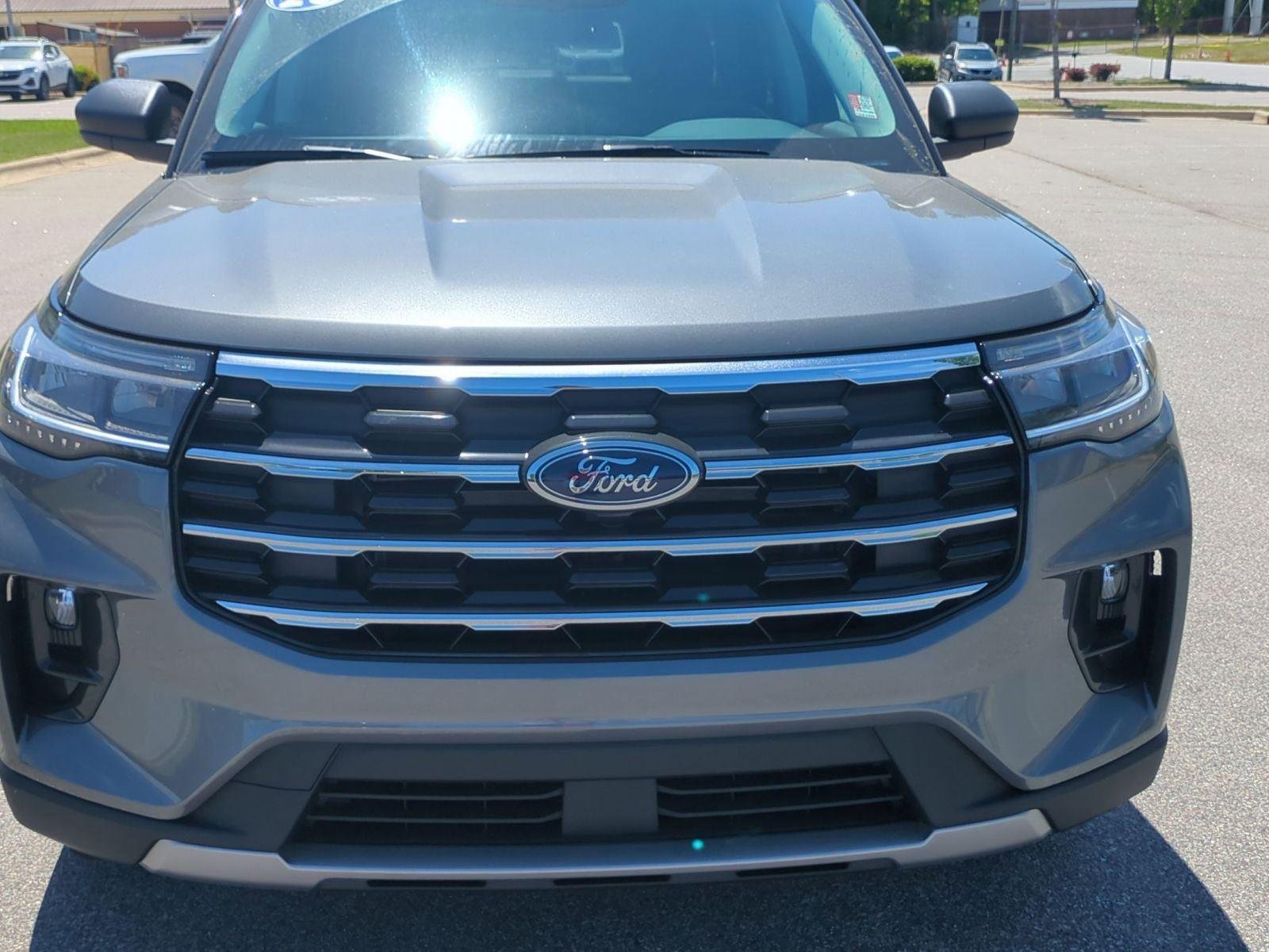 New 2026 Carbonized Gray Metallic Ford Active image 14