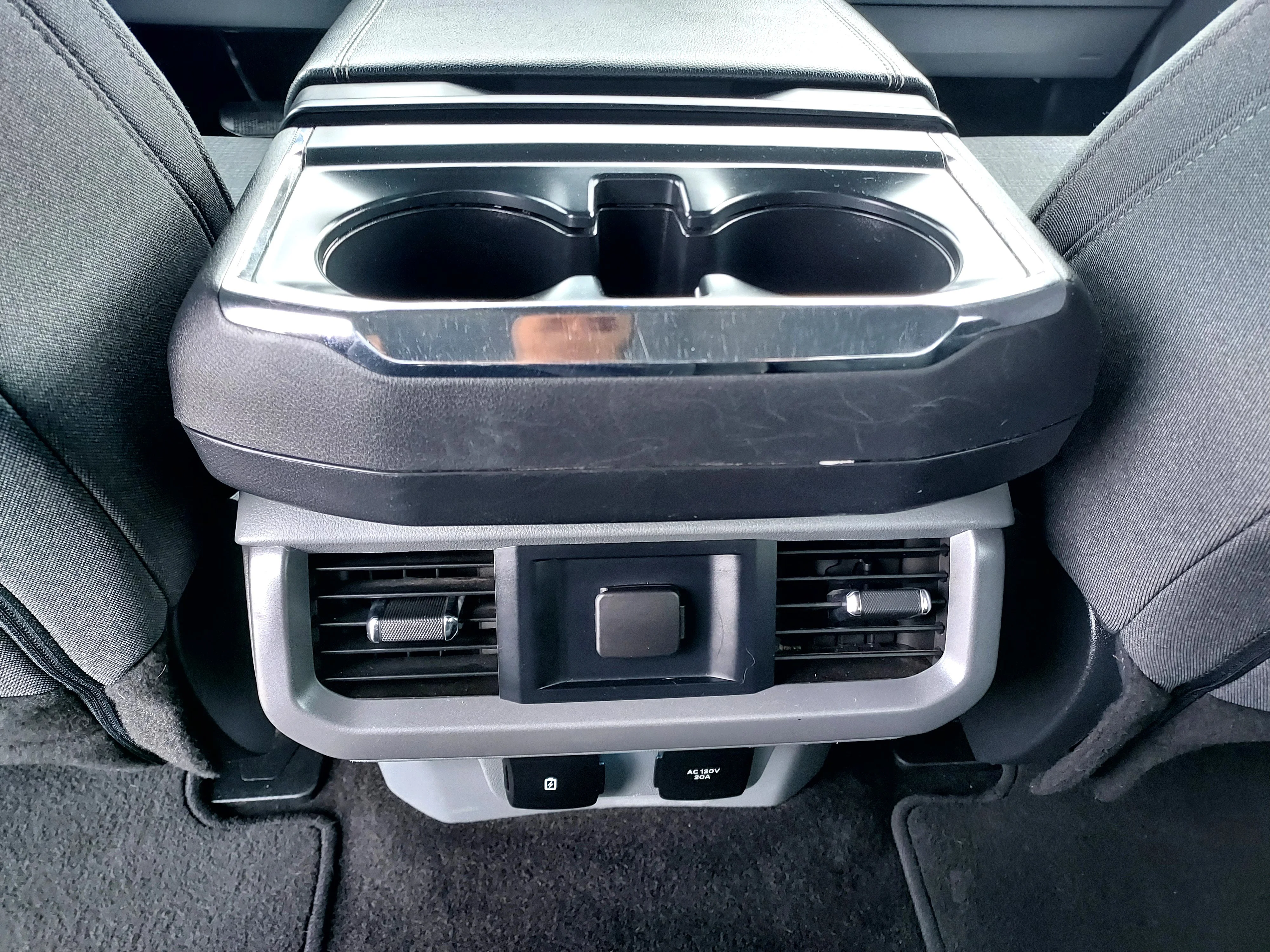 Used 2024 Gray Ford XLT image 15