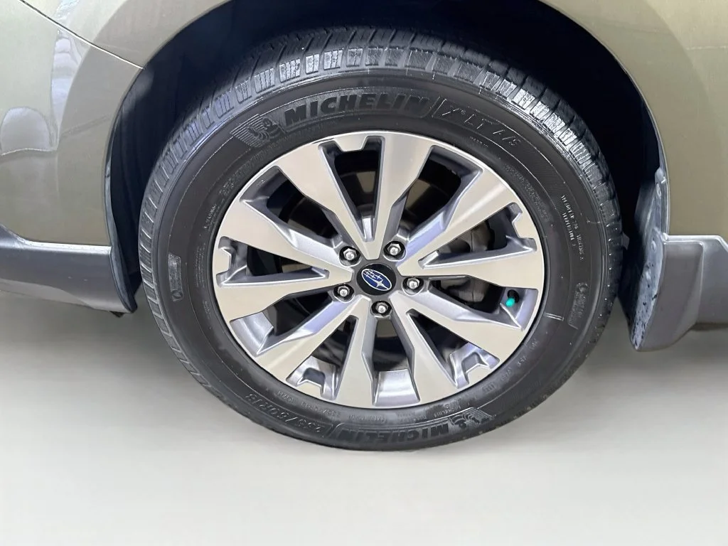 Used 2017 Green Subaru 3.6R image 41