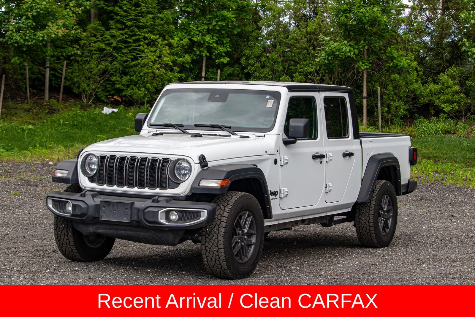 2025 Jeep Gladiator Sport S Auto's photo