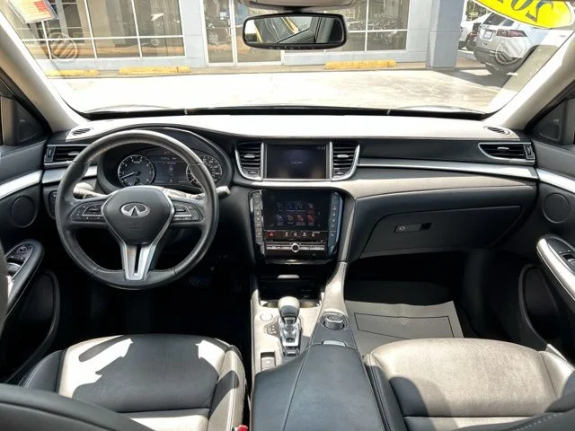 Used 2021 Gray INFINITI LUXE image 24