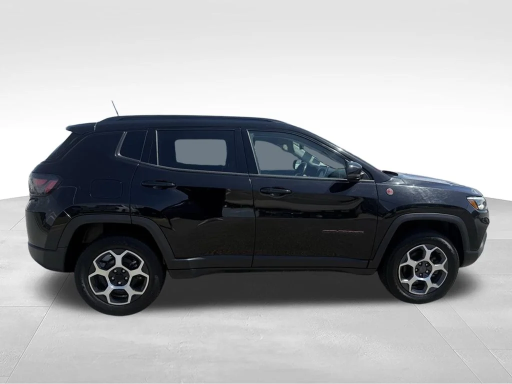 Used 2022 Black Jeep Trailhawk image 6