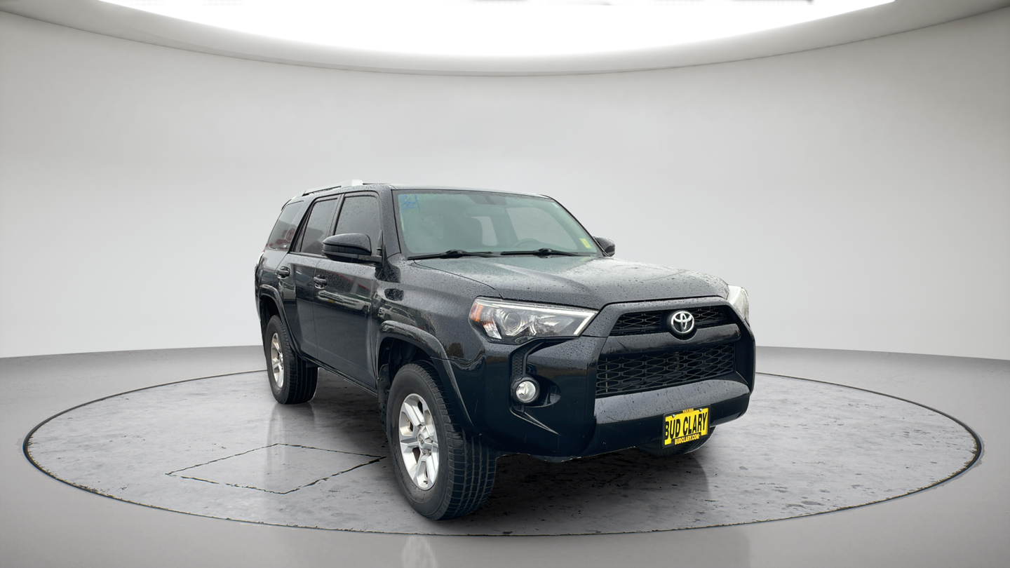 Used 2016 Black Toyota SR5 image 3
