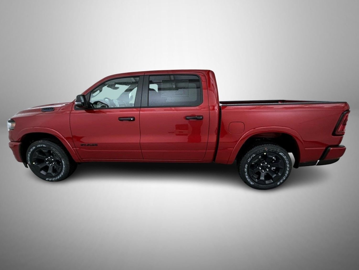New 2026 Molten Red Pearl-Coat Exterior Paint RAM Big Horn/Lone Star image 8
