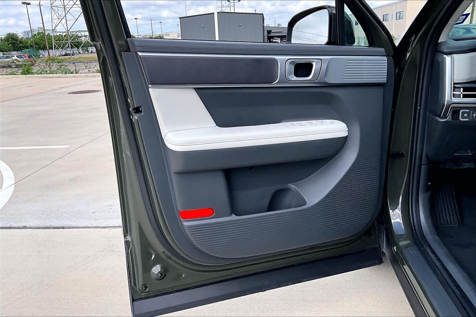 Used 2024 Rockwood Green Hyundai SEL image 20