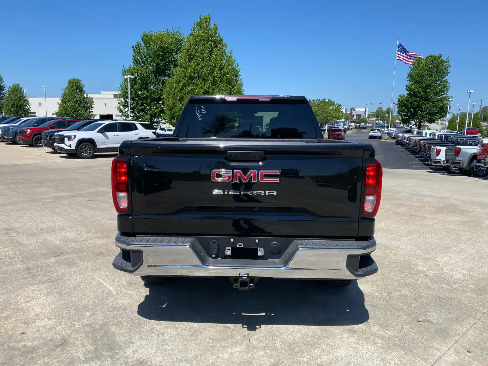 New 2026 Onyx Black GMC Pro image 5
