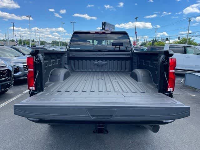 New 2026 Black Chevrolet High Country image 13
