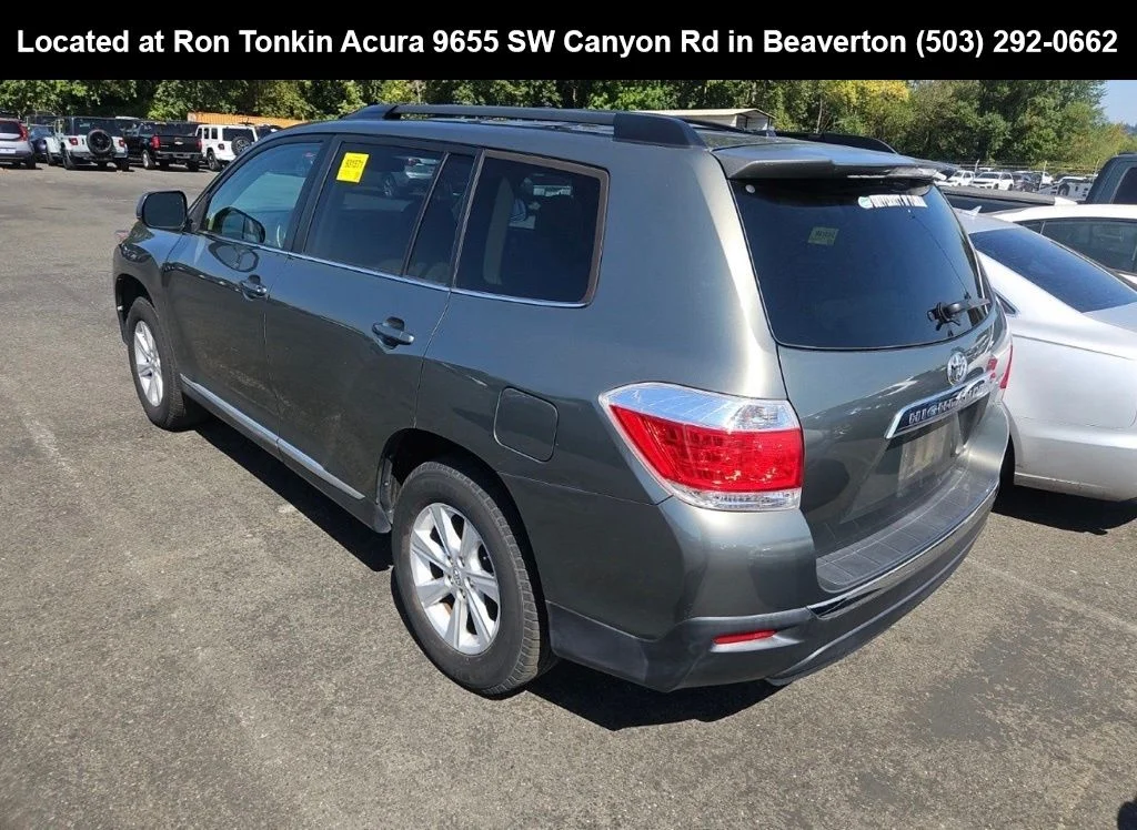 Used 2012 Cypress Pearl Toyota SE image 4