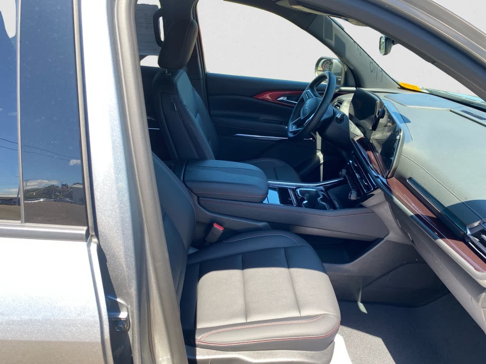 Used 2026 Sterling Gray Metallic Chevrolet Z71 image 21