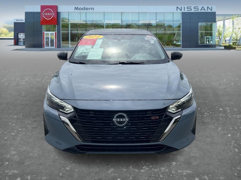 Used 2024 Atlantic Gray Metallic/Super Black Nissan SR image 2
