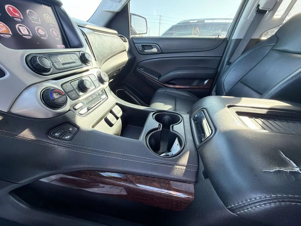 Used 2016 QUICKSILVER METALLIC GMC SLT image 26