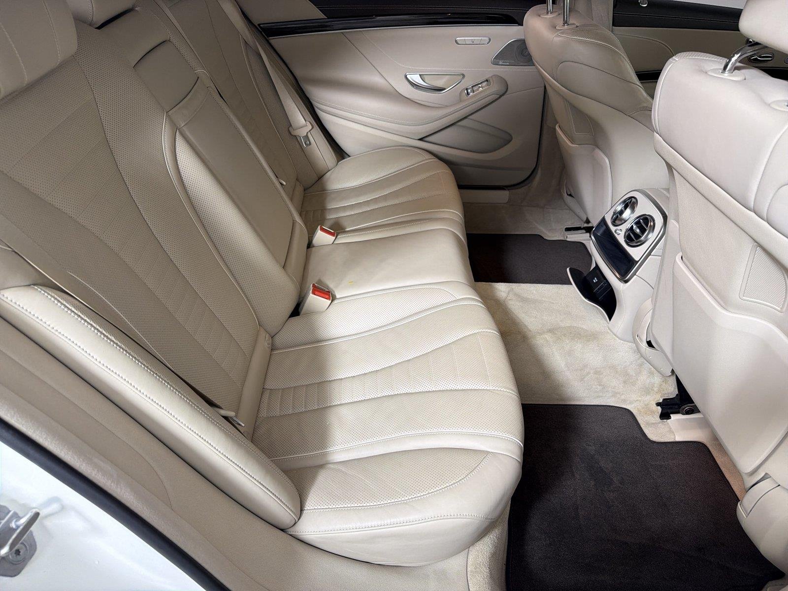 Used 2020 White Mercedes-Benz S 560 image 13