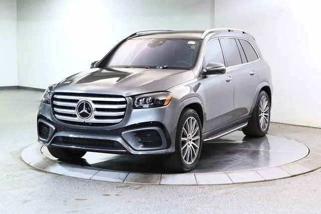 Used 2024 Selenite Gray Metallic Mercedes-Benz GLS 580 image 15