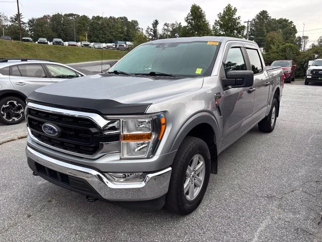 Used 2021 Silver Ford XLT image 4