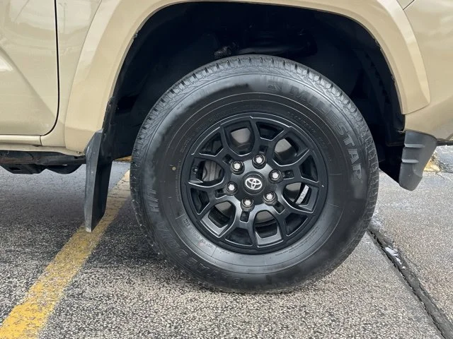 Used 2019 Quicksand Toyota SR5 image 13