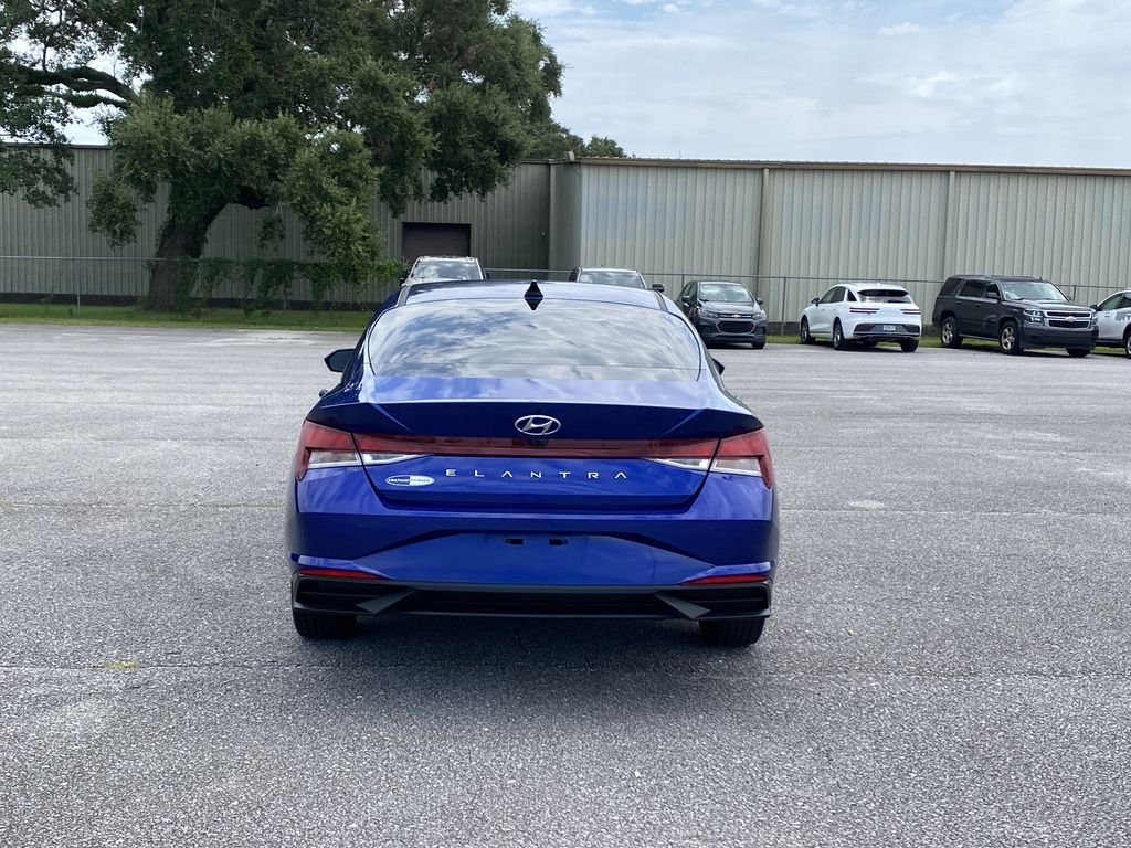 Used 2021 Intense Blue Hyundai SEL image 7