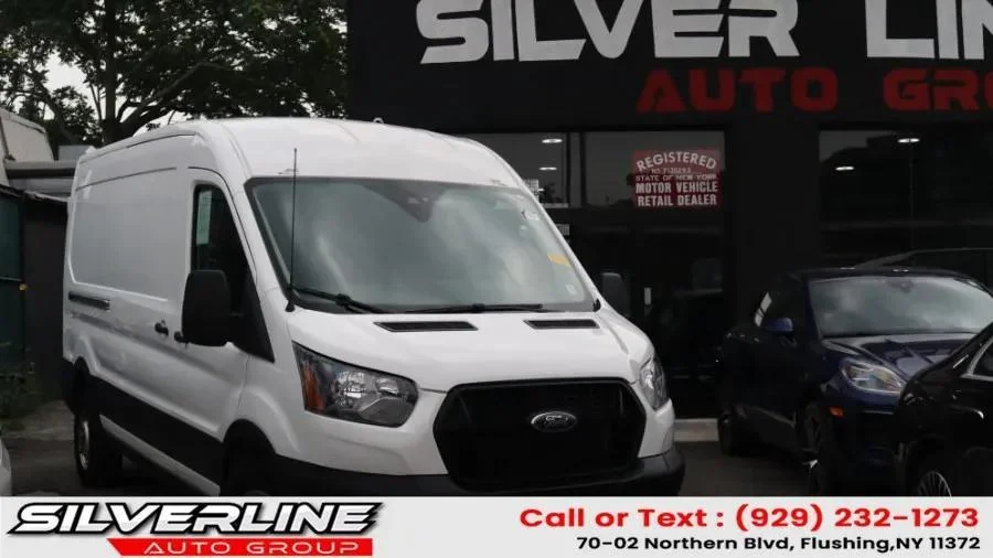 Used 2023 Oxford White Ford 250 image 3