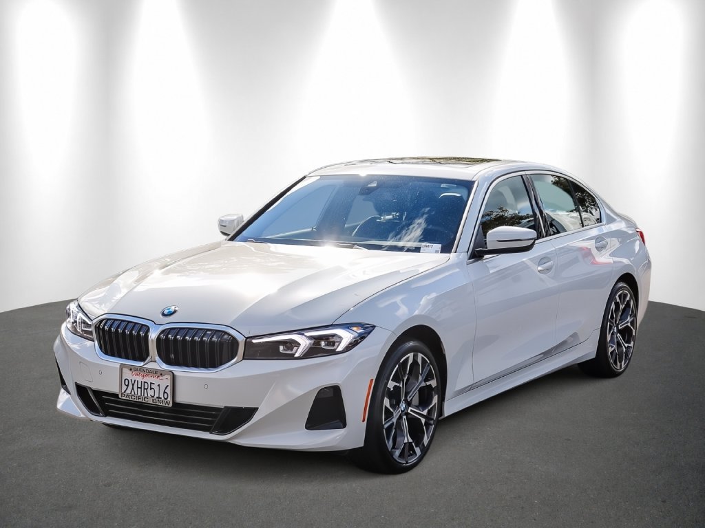 2026 BMW 3 Series photo 3