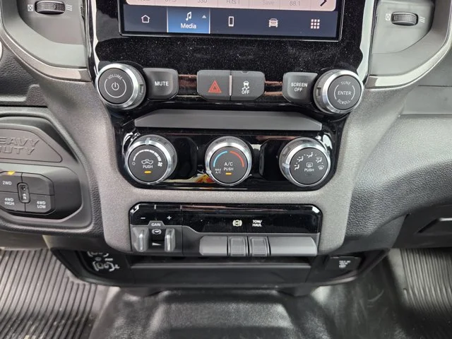 2026 RAM 2500 Tradesman - Photo 17
