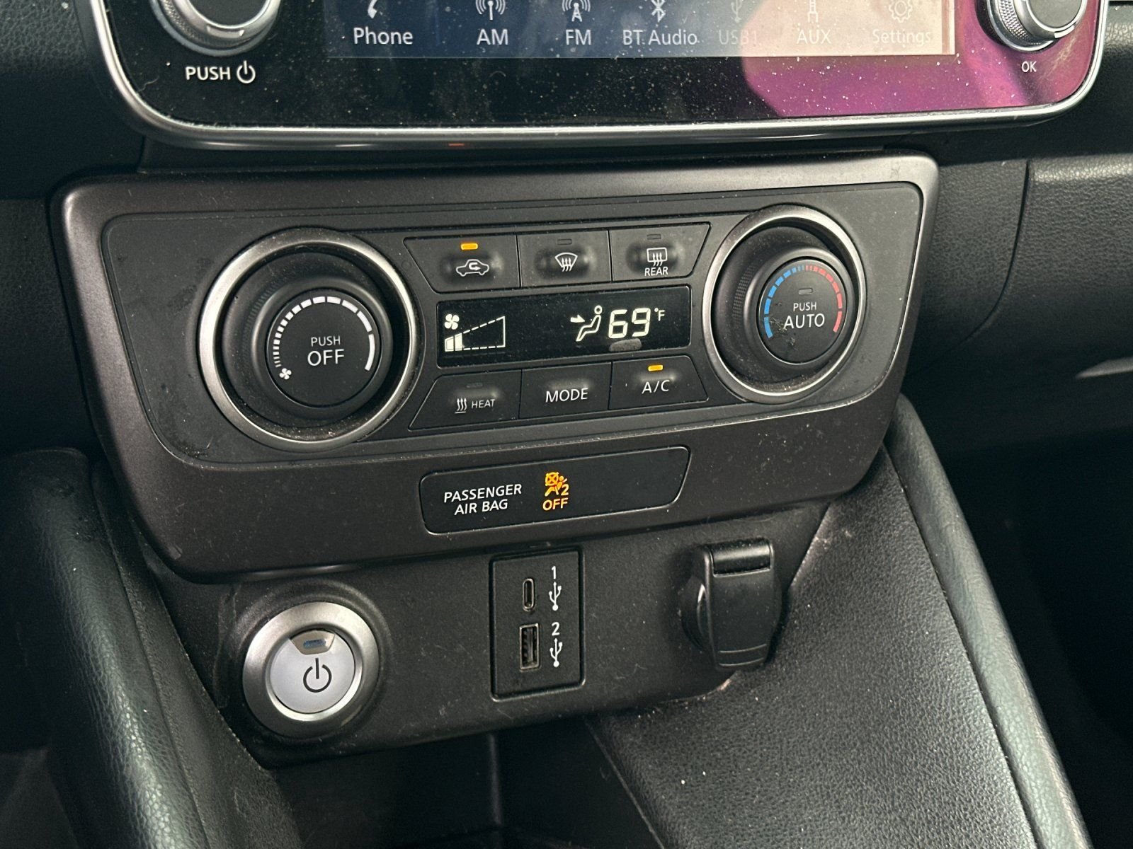 Used 2022 Super Black Nissan S image 18