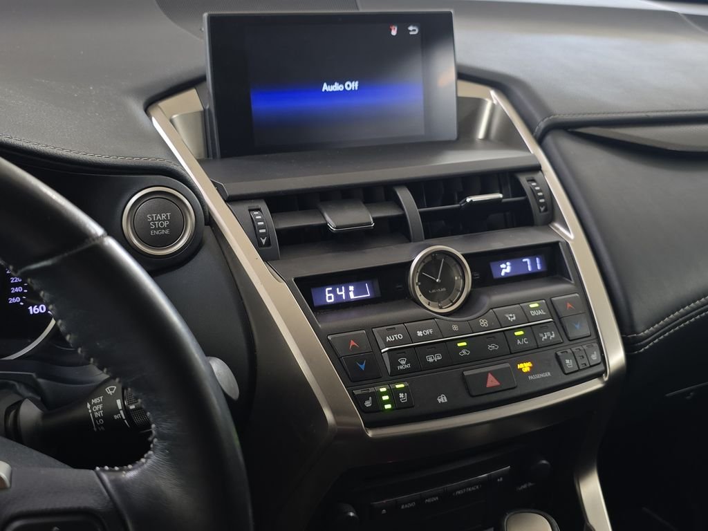 Used 2017 White Lexus 200t image 22