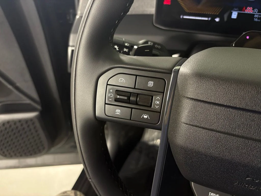 New 2027 Black Jade Green Kia X-Line EX image 22