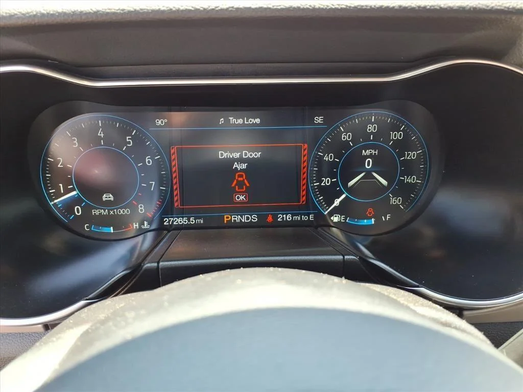 Used 2022 Rapid Red Metallic Tinted Clearcoat Ford GT Premium image 16