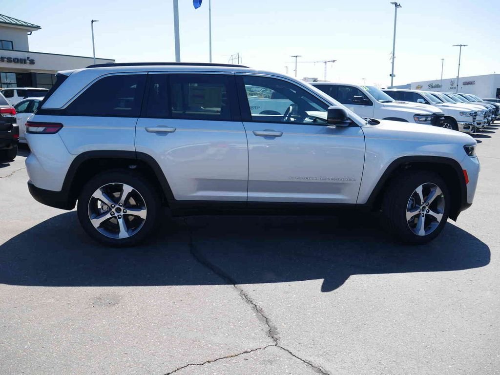 New 2026 Silver Zynith Jeep Limited image 18