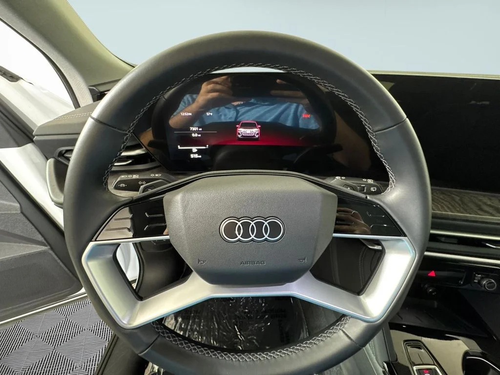 Used 2025 White Audi 2.0T Premium image 29