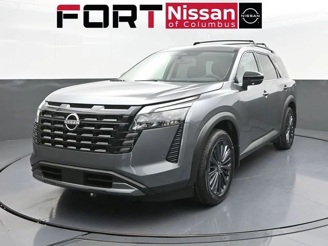 2026 Nissan Pathfinder SL 2WD's photo