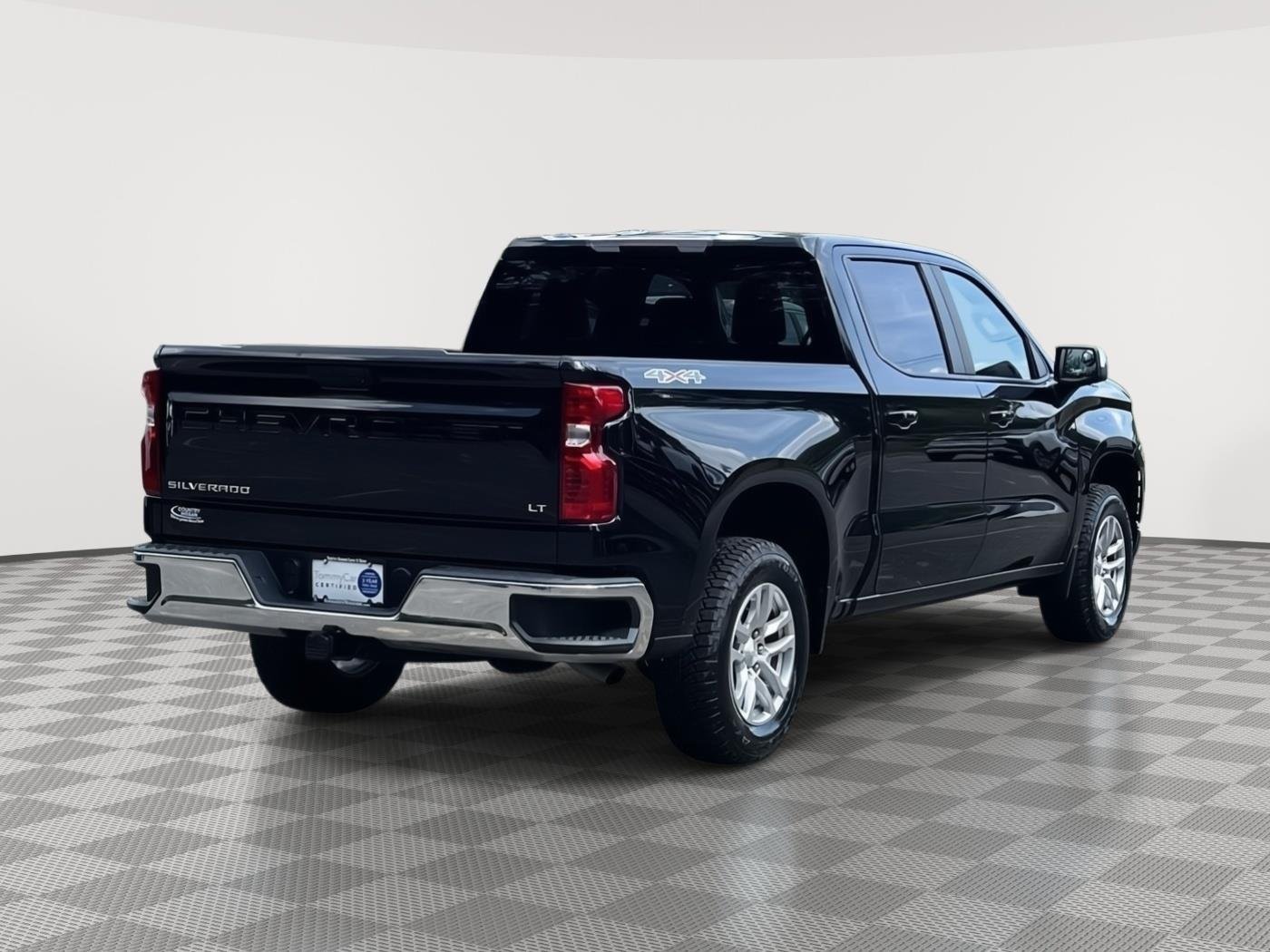 Used 2022 Black Chevrolet LT image 5