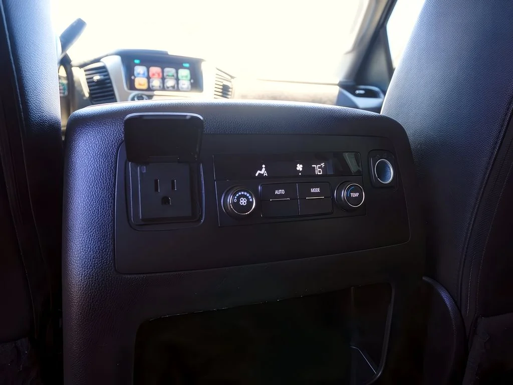 2017 Chevrolet Tahoe LT - Photo 32