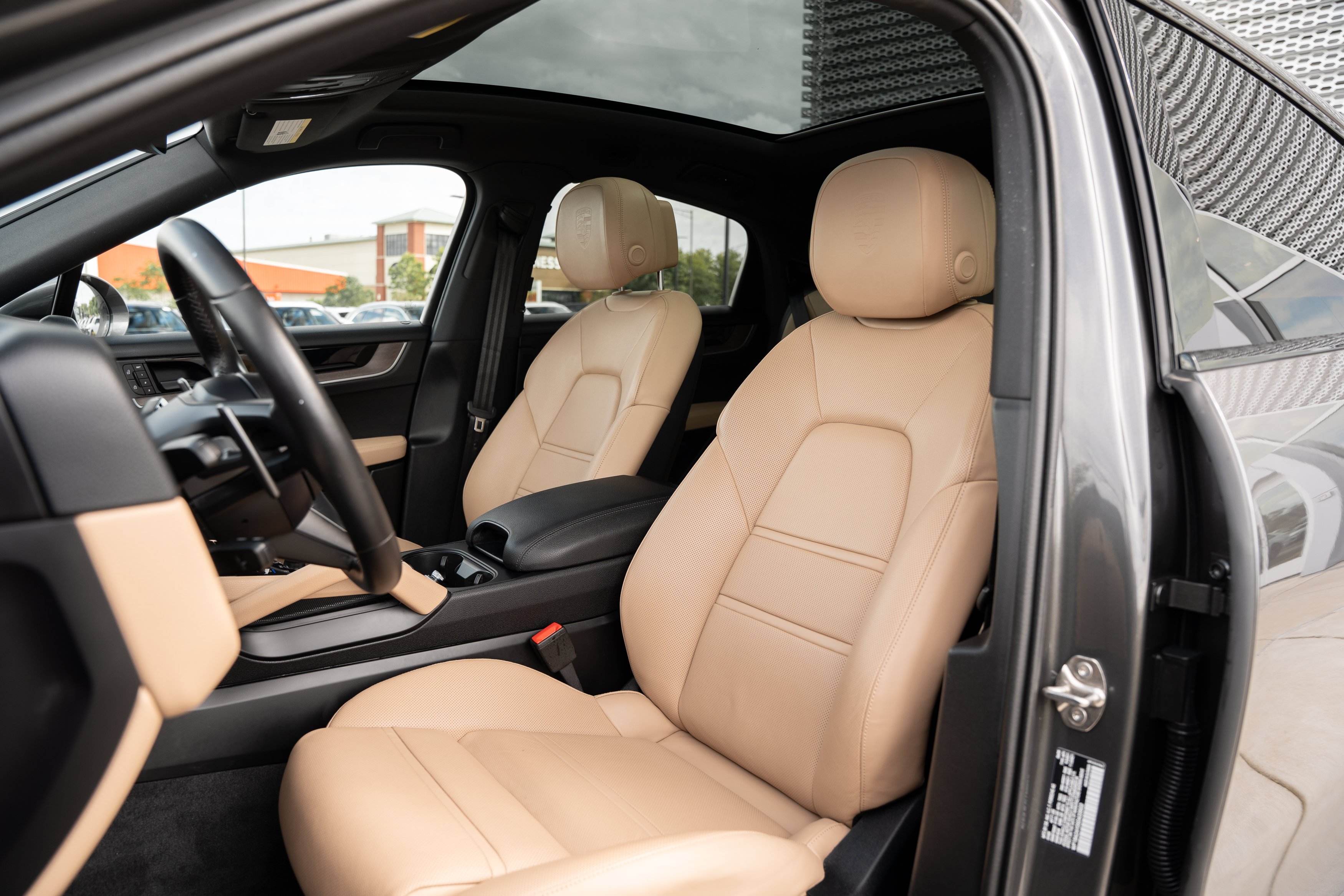 Used 2025 Arctic Gray Porsche Base image 22