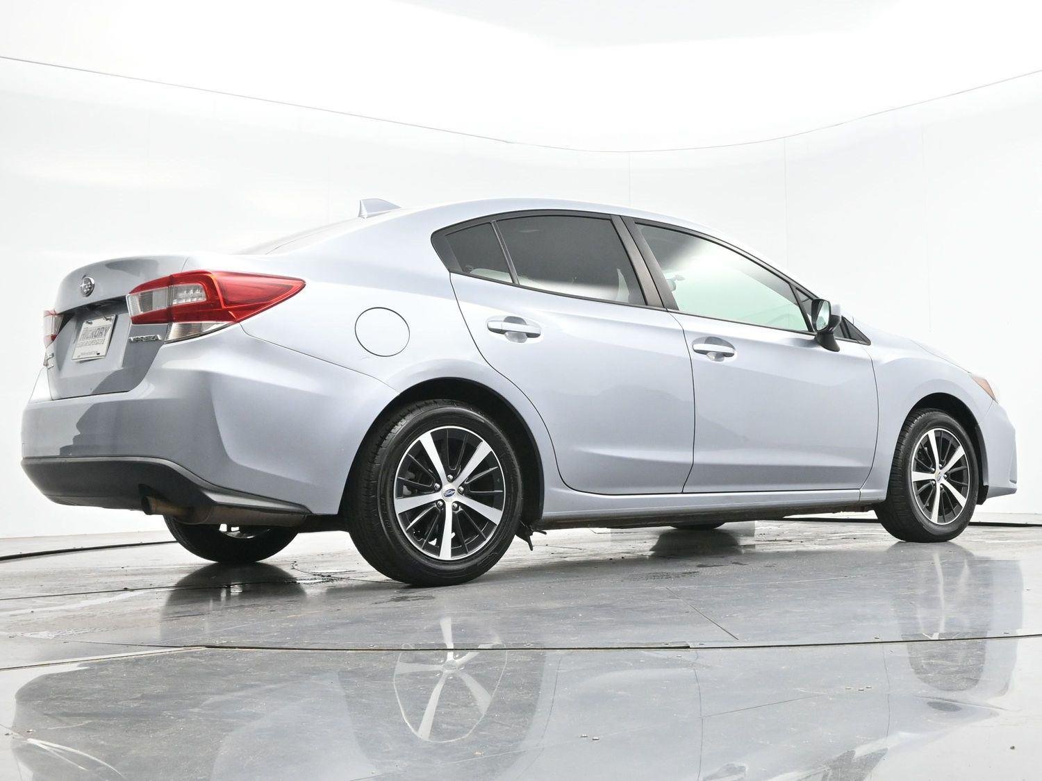 Used 2019 Ice Silver Metallic Subaru Premium image 45