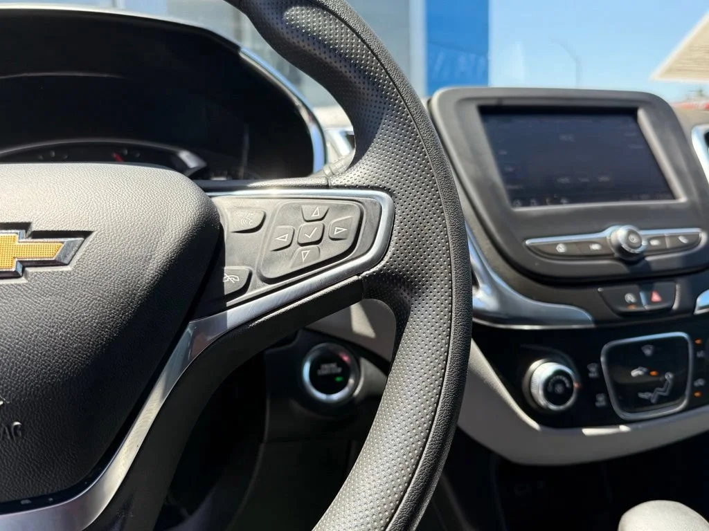 Used 2022 Seaglass Blue Metallic Chevrolet LT image 20