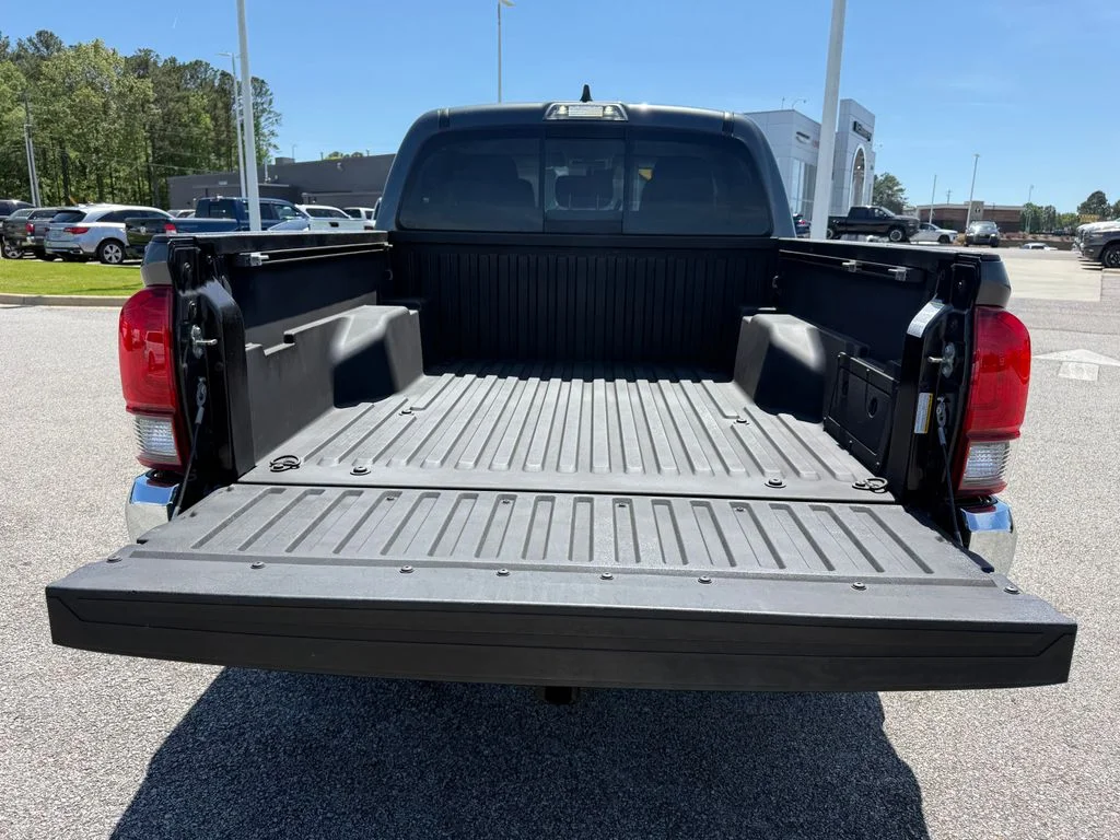 Used 2020 Gray Toyota SR5 image 26