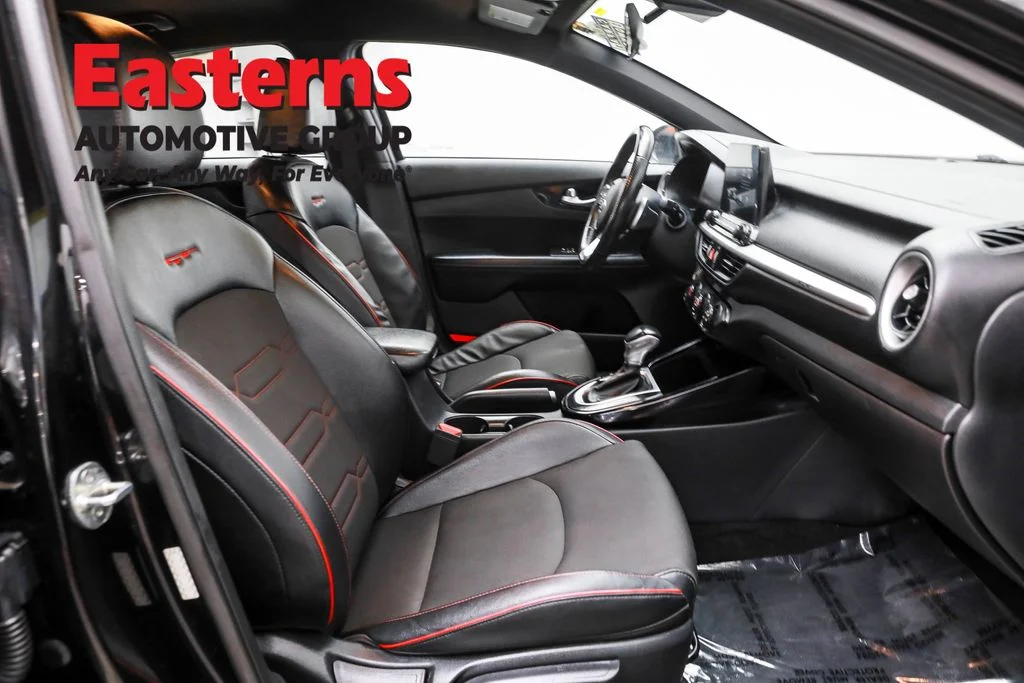 Used 2021 Black Kia GT image 23