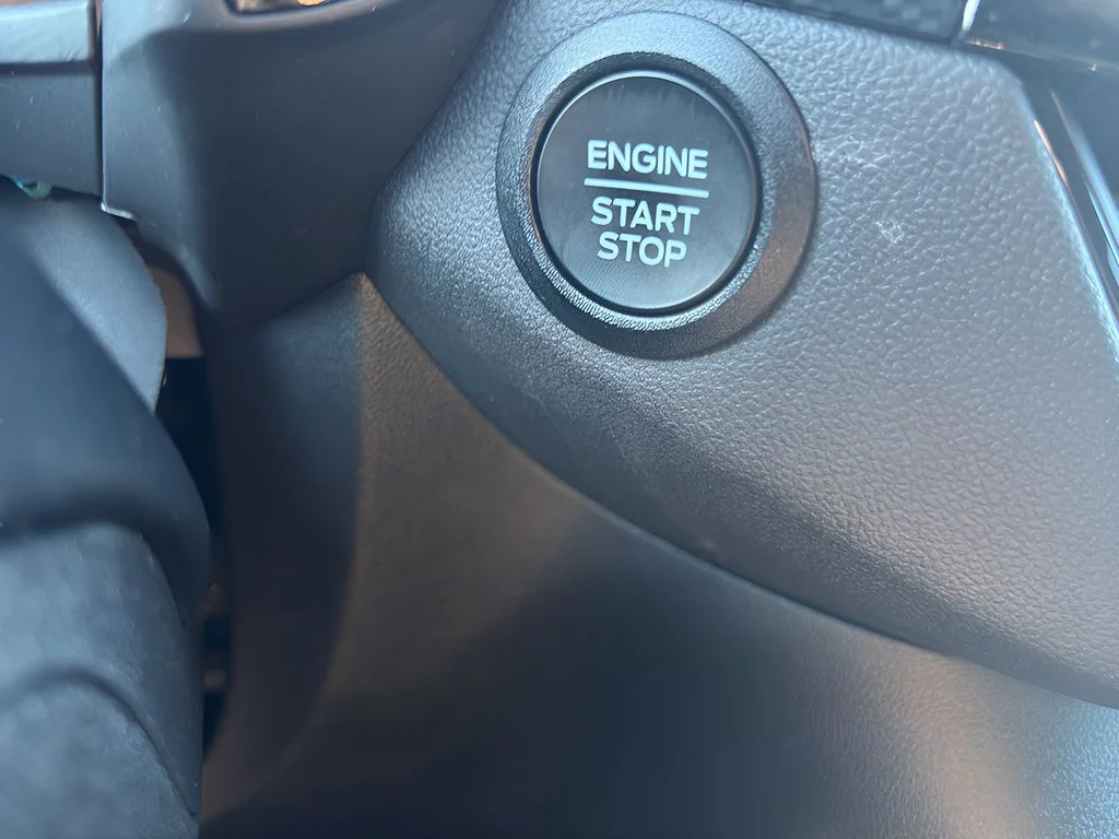 Used 2025 Agate Black Metallic Ford ST-Line image 29